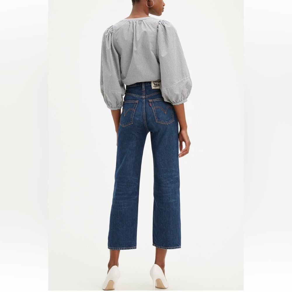 Levi’s Wellthread Ribcage straight - 28 medium wash - EUC
